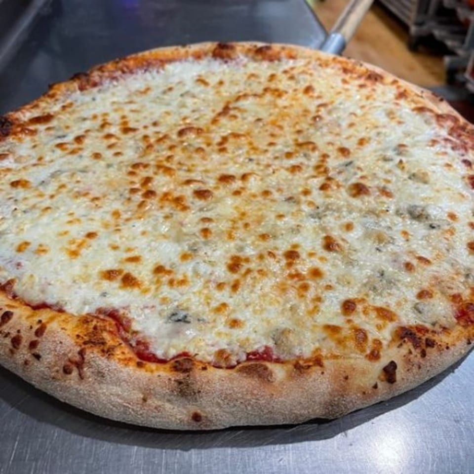 Delicious Cheese Pizza Options