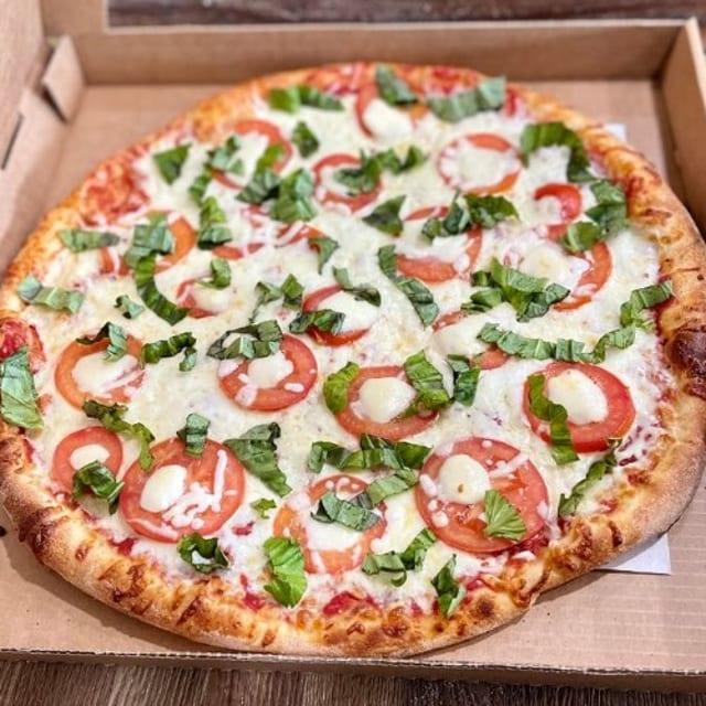 Margherita Pizza.