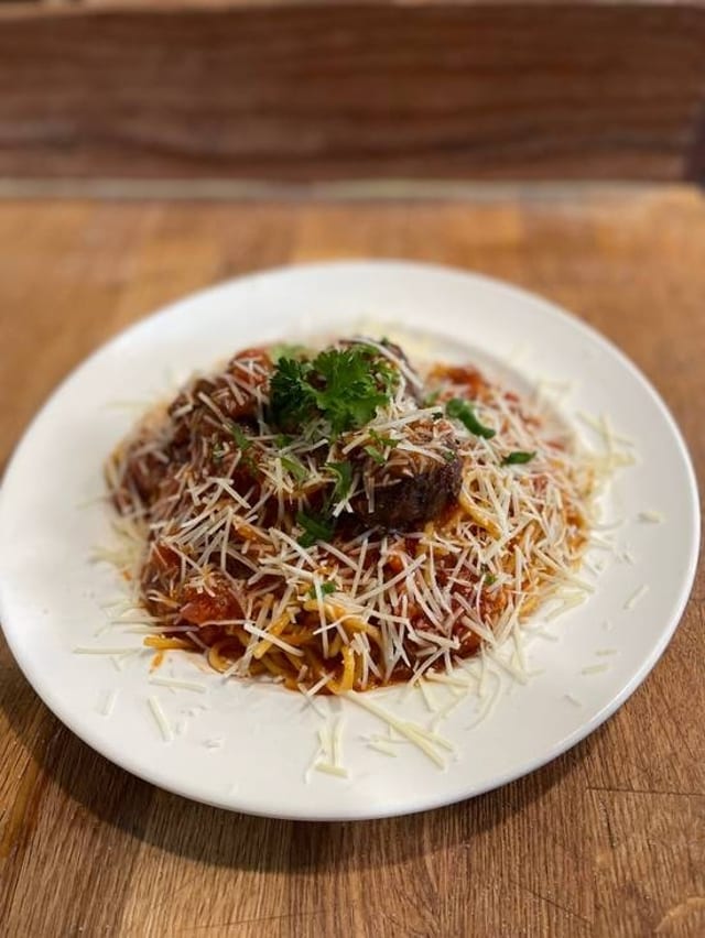 Spaghetti w/ Marinara Sauce (Family).